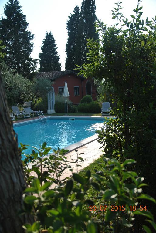 مونتيلوبو فيورنتينو Casa Montecuccoli الغرفة الصورة